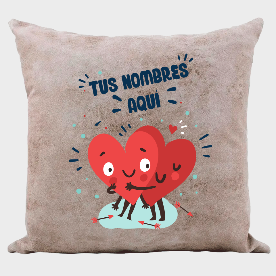 Cojín tacto cuero para San Valentín diseño corazones abrazándose personalizable