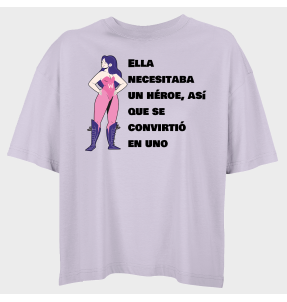 Camiseta oversize mujer para el día de la mujer diseño Superheroina