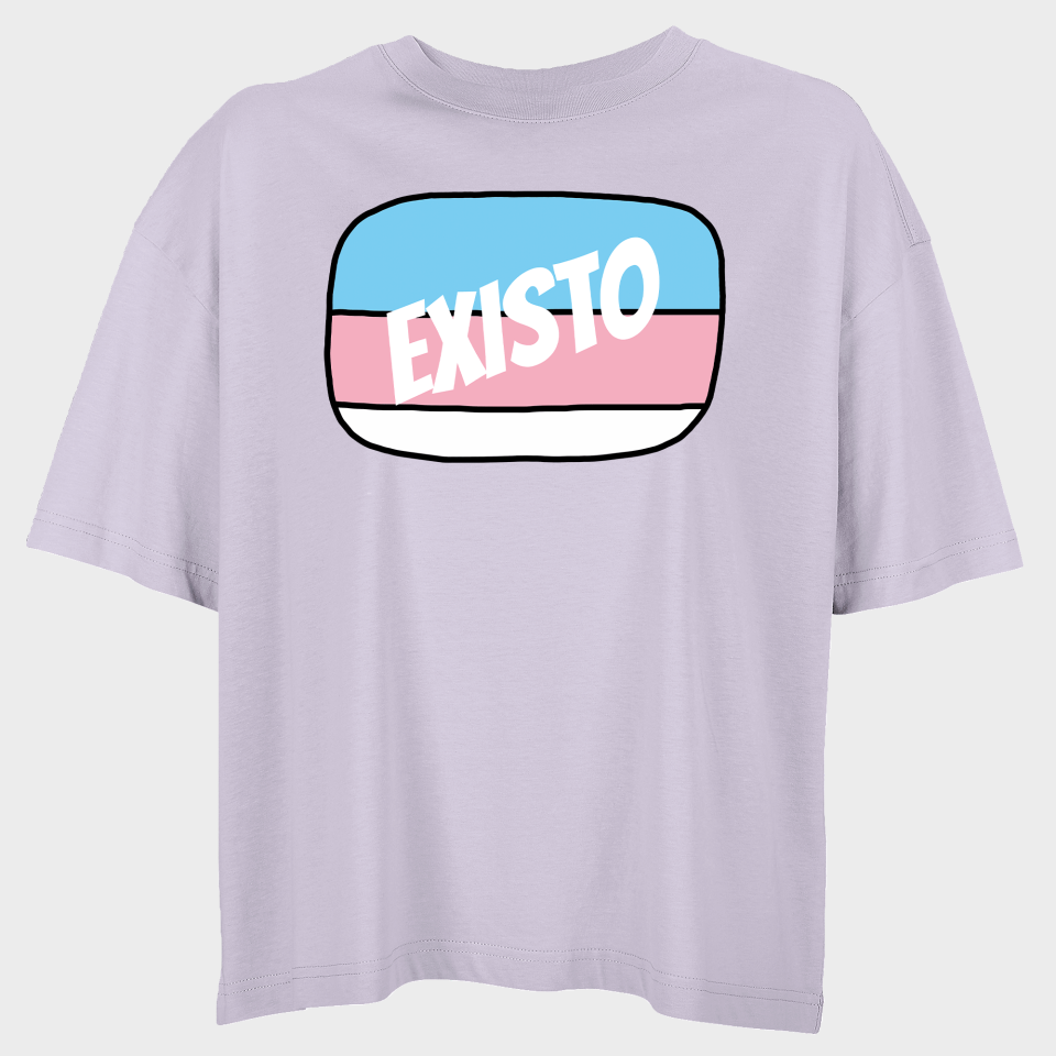 Camiseta oversize mujer para el orgullo LGBTIQA+ diseño Existo
