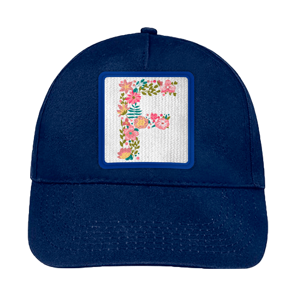 Gorra infantil con parche Letra F
