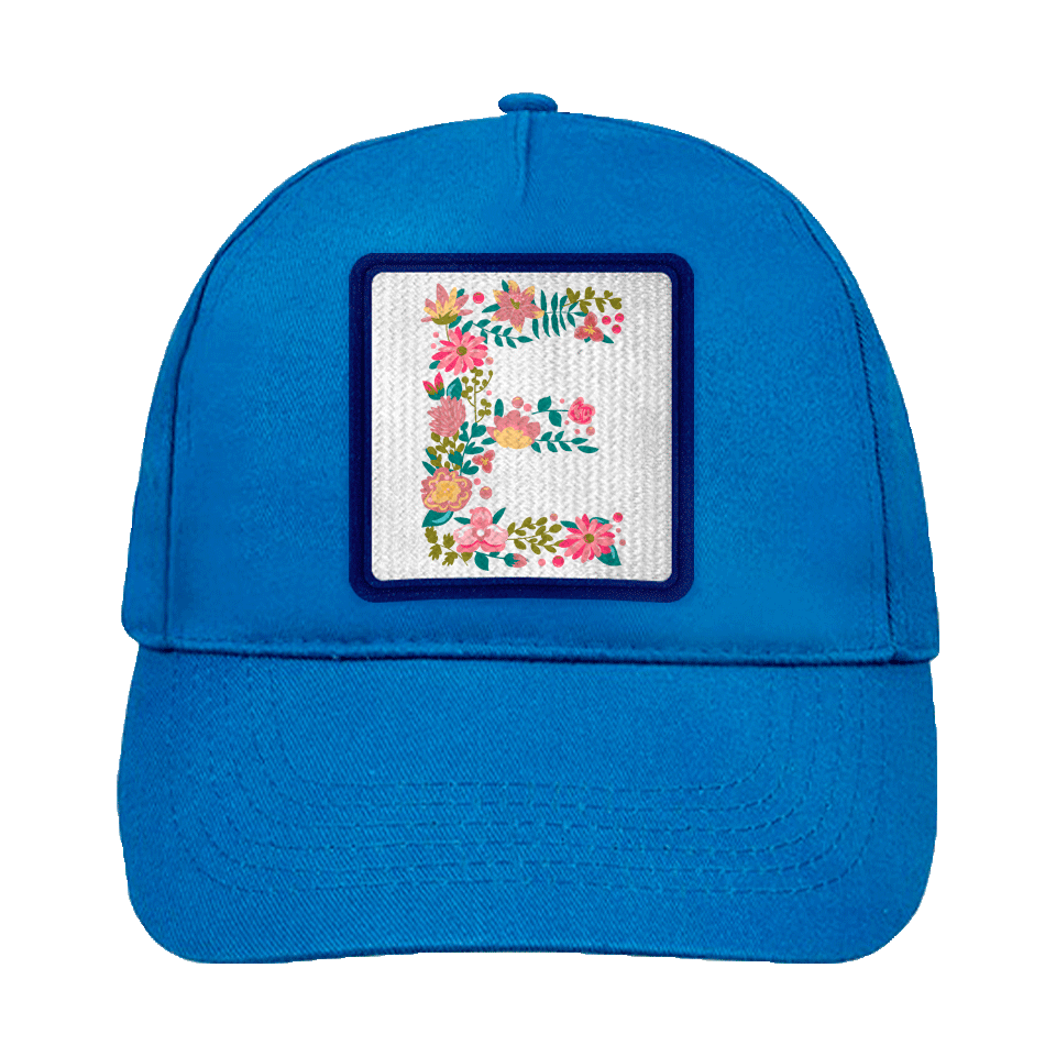 Gorra infantil con parche Letra E