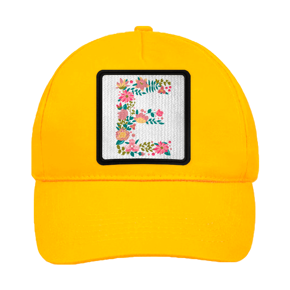 Gorra infantil con parche Letra E