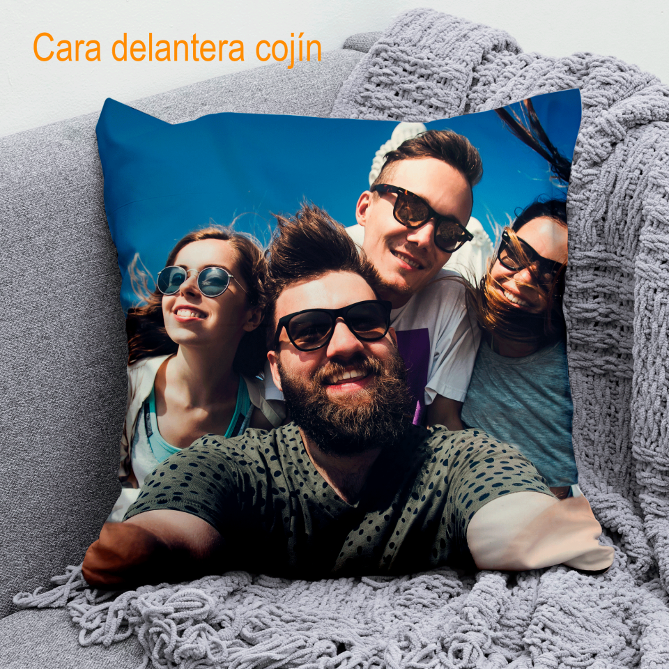 Cojín cuadrado 50x50cm personalizado delante y cara trasera blanca