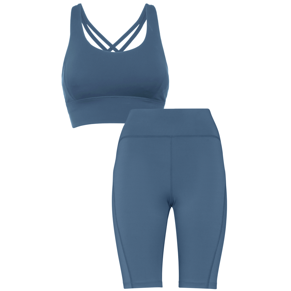 Conjunto de mujer running top técnico y leggings cortos personalizado