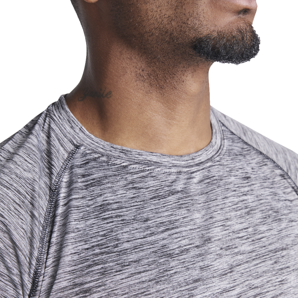 Conjunto petanca camiseta técnica vigoré y pantalón corto personalizado