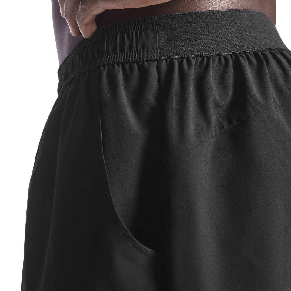 Conjunto de pádel camiseta técnica y pantalón