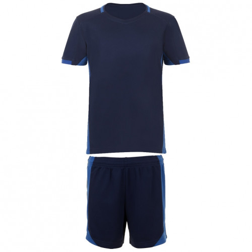 Equipación deportiva premium niño personalizada