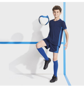 Equipación deportiva premium niño personalizada